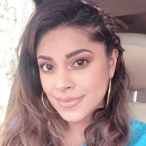 Meet your Posher, Priscilla